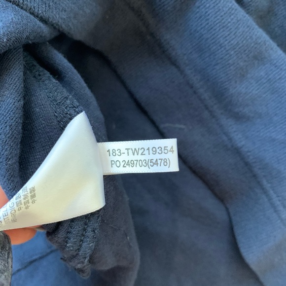 Men’s Tommy Bahama Split Crew Neck Sweater🐬 - Picture 9 of 10